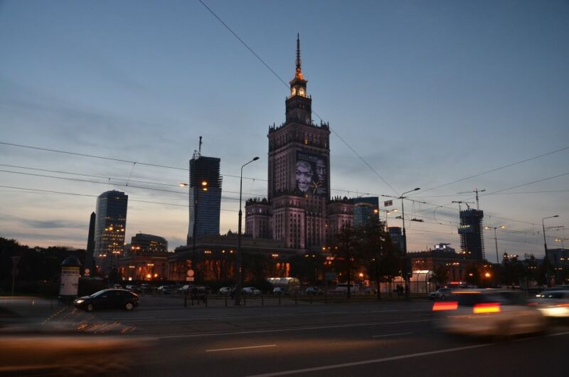 Warsaw: Old Town Highlights Private Walking Tour - In-Depth Exploration with the 3-Hour Option