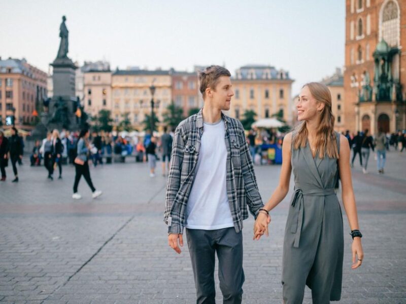 Warsaw Old Town Private Tour with Skip-the-line Royal Castle - Inside the Royal Castle: Highlights and Secrets