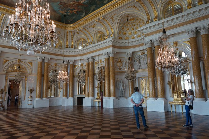 Warsaw Old Town with Royal Castle + Lazienki Park: PRIVATE TOUR /inc. Pick-up/ - Who Will Enjoy This Warsaw Tour Most?