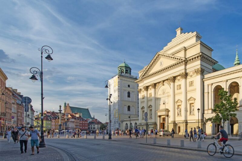 Warsaw: Private Walking Tour with Professional Guide - Practical Details: Meeting Points, Languages, and Accessibility