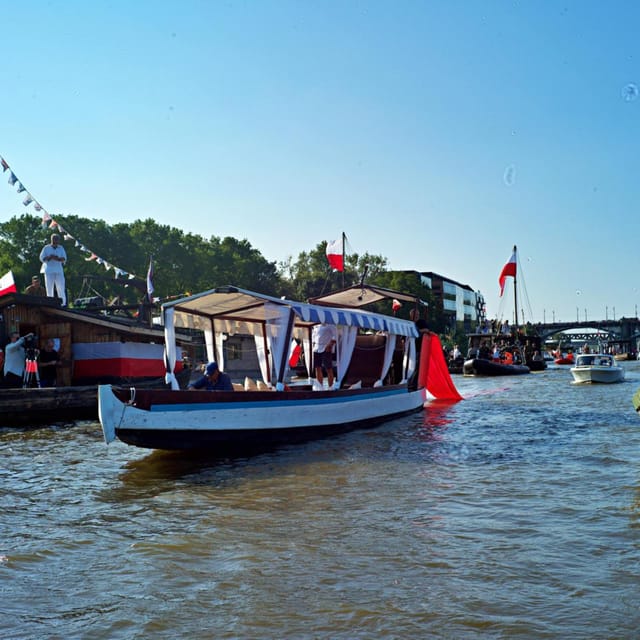 Warsaw: Scenic Cruise by Gondola on the Vistula River - Discover Warsaw from a New Angle on a Scenic Gondola Cruise