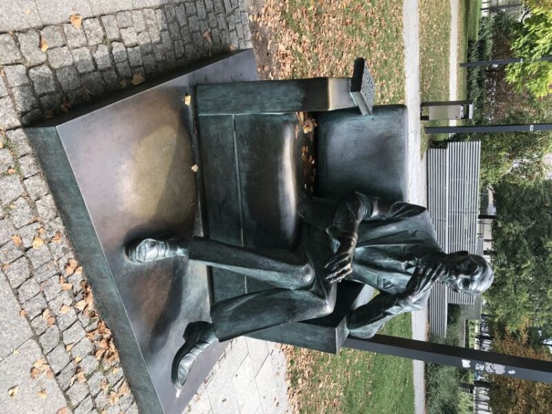 Warsaw: Skip-the-Line Royal Castle Guided Tour - Discovering the Legends and Key Events in Warsaw’s History