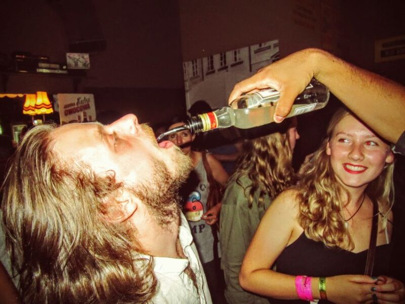 Warsaw: The Original Pub Crawl - The Logistics of the Tour: Ease and Flexibility