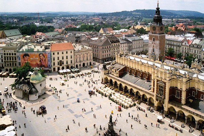 Warsaw to Auschwitz and Krakow Old Town Full-Day Trip by Car - Key Points