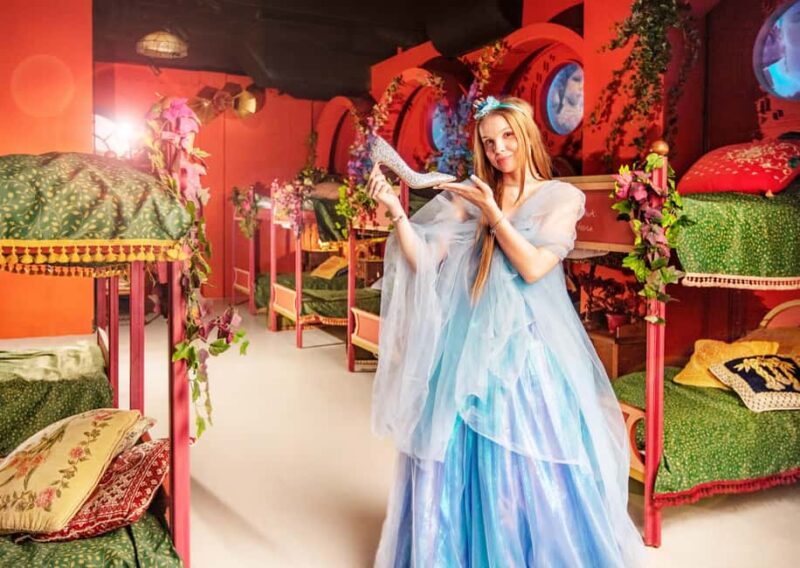 Warsaw: Visit a world of fairy tales and adventures - family - Key Points