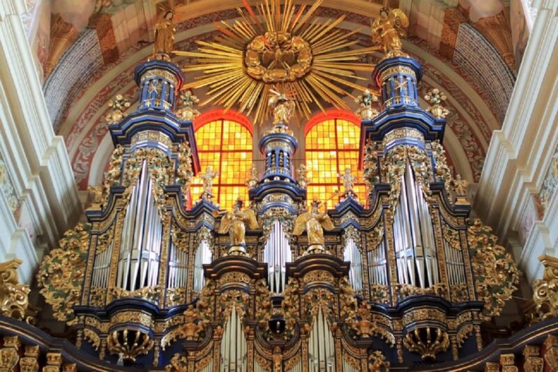 Warsaw Wolfs Lair with St. Lipka and Mamerki Private Guided - The Beauty of St. Mary’s Sanctuary in St. Lipka