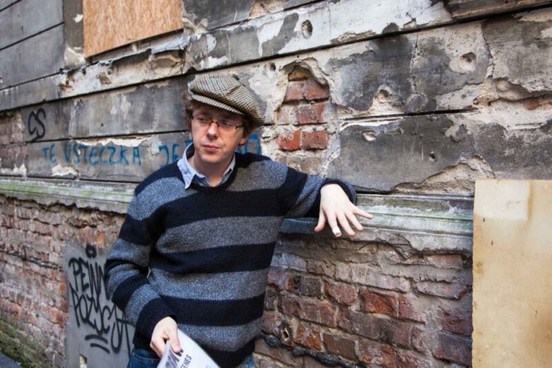 Warsaw: WWII Private Tour by Retro Minibus with Hotel Pickup - The Role of the Jewish Ghetto and 1943 Uprising