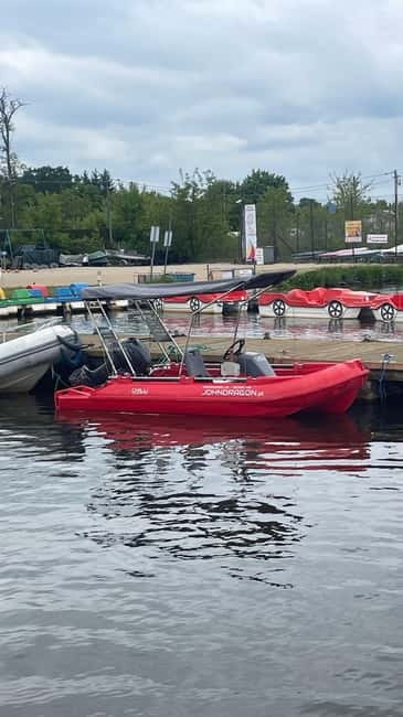 Warsaw: Zegrze Lake Motorboat Rental with Fuel - Key Points