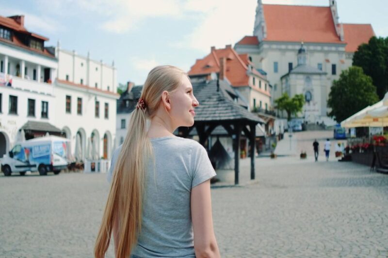 Warsaw:1-Day Trip to Kazimierz Dolny Private Guided Tour - Discovering the Jewish Heritage and the Wall of Crying