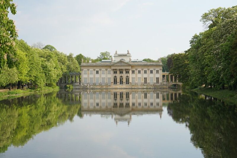 Warsaw's Must-Sees Self-Driving Tour - Key Points