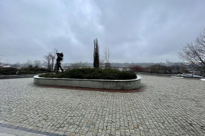 Warsaw's Old Town A Self-Guided Audio Tour - The Rich Heritage of Castle Square