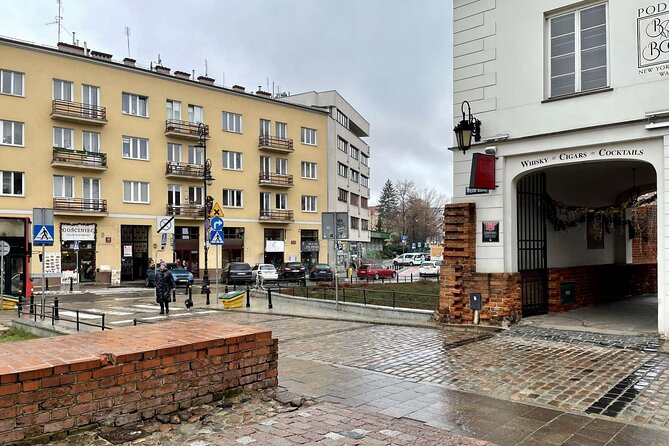 Warsaw's Old Town A Self-Guided Audio Tour - The Tour’s Finale: Dzwon na Kanonii and the End of the Journey