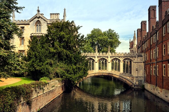 Warwick Castle, Oxford, Stratford-upon-Avon & Cotswolds Day trip - Key Points