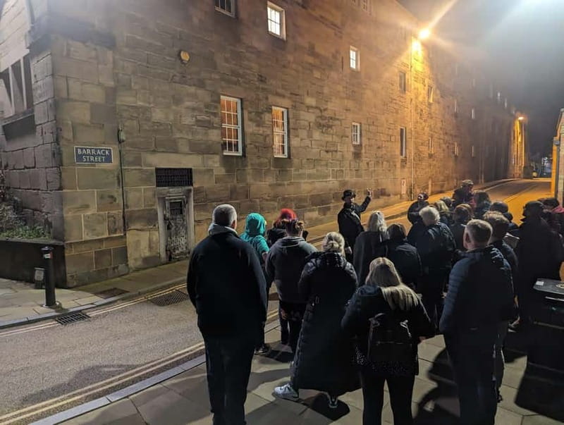 Warwick: Ghost, Crime & Murder Walking Tour - Visiting Warwick’s Old Courts and Historic Buildings