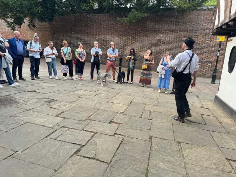 Warwick: Ghost, Crime & Murder Walking Tour - Ghosts, Murders, and Legends at St Mary’s Church