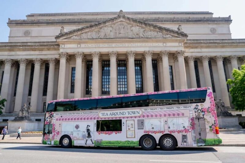 Washington, D.C.: Tea Around Town Bus Tour with Landmarks - The Unique Experience of a Pink Bus Tour in the Capital