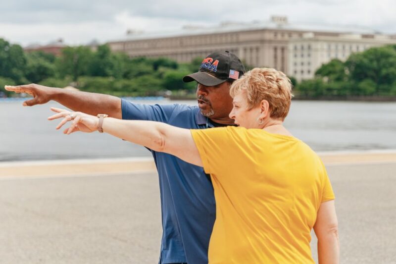 Washington, DC: Full-Day Tour with a Scenic River Cruise - Touring the Iconic Landmarks of Washington DC