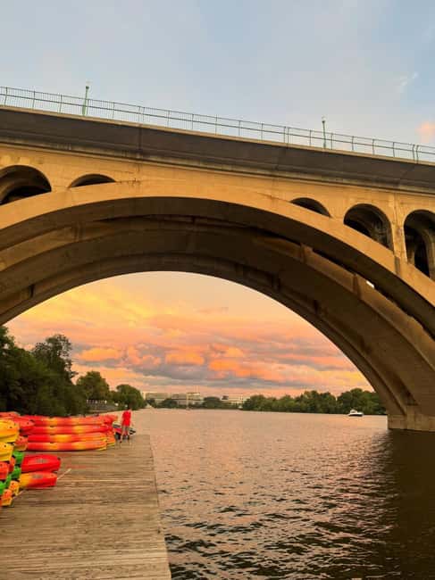Washington, DC: Guided Kayak Tour of the Monuments - What the Guide Shares About Washington’s Waterway