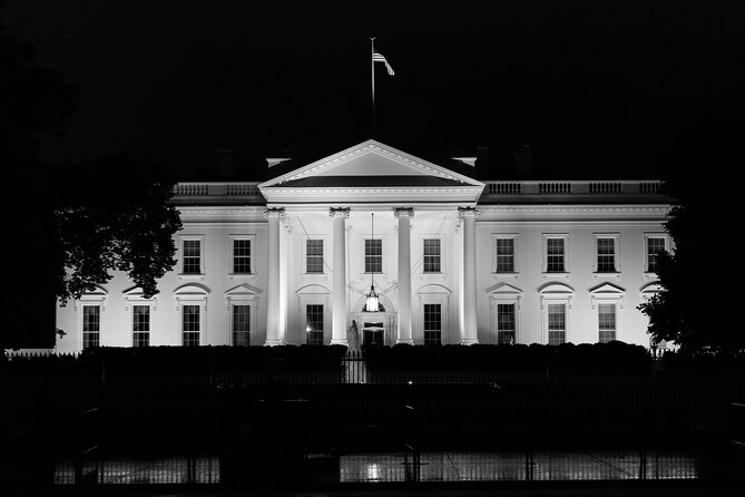 Washington DC Monuments and Memorials Night Tour - Key Points