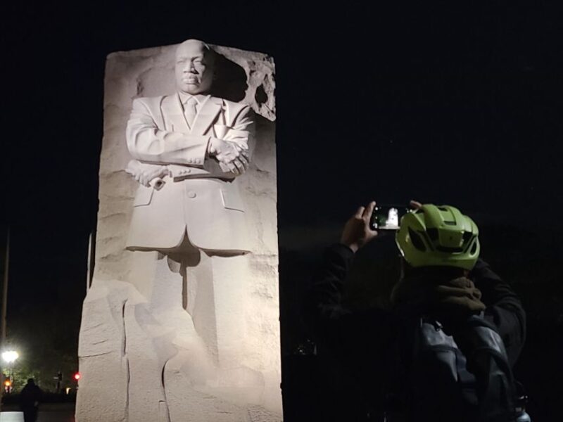 Washington DC: Monuments by Night Bike Tour - Inside the Memorials: Lincoln and Jefferson