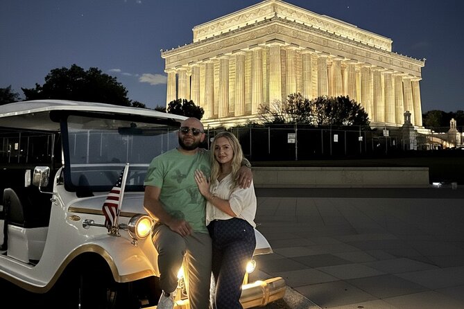 Washington DC Monuments & History Guided Moonlight Tour by E-Cart - War Memorials and the White House