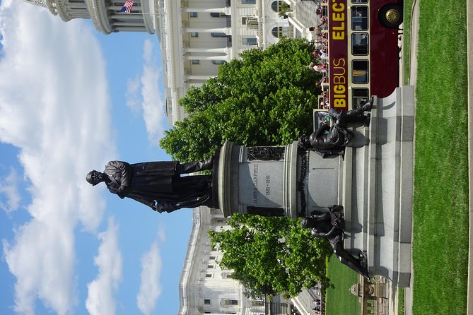 Washington DC Museums self-guided walking tour & scavenger hunt - Pacing and Physical Considerations