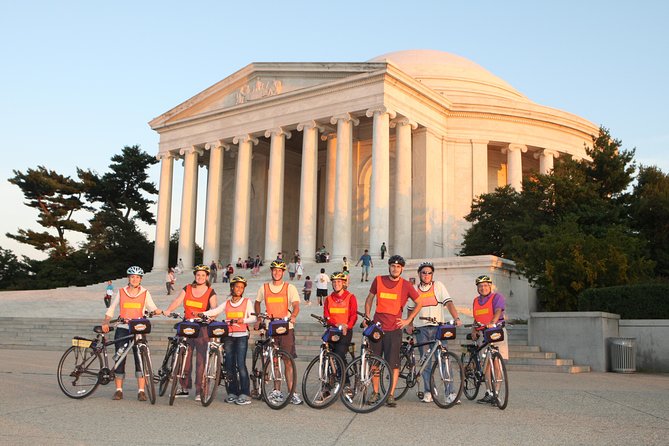 Washington DC Sites at Night Guided Bicycle Tour - The Unique Experience of Nighttime Cycling