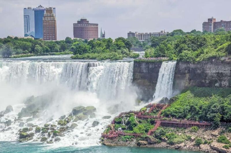 Washington DC to Niagara Falls Transfer with Scenic Stops - Suitability and Limitations