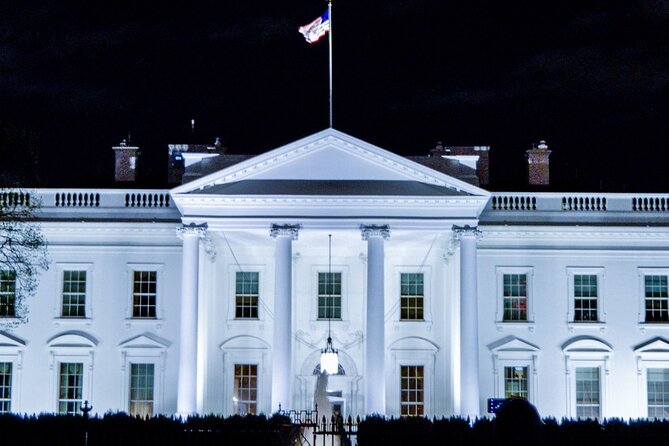 Washington DC's Scandalous History Night Tour - The Capitol’s Political Scandals and Nighttime Views