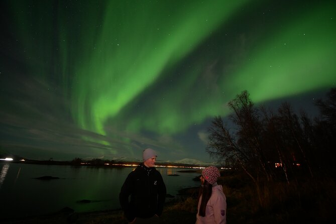 Watching The Aurora Dance - The Collection of Warm Clothing and Photography Tools