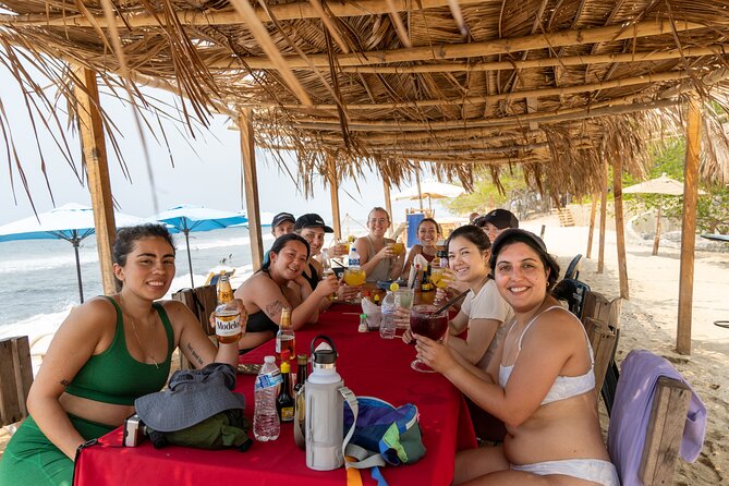 Waterfall in the jungle of Puerto Vallarta - Key Points