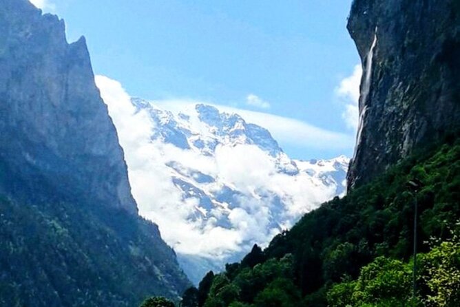 Waterfall Lauterbrunnen CLOY Pier Iseltwald Interlaken Private - Eco-Friendly Transportation and Local Expertise
