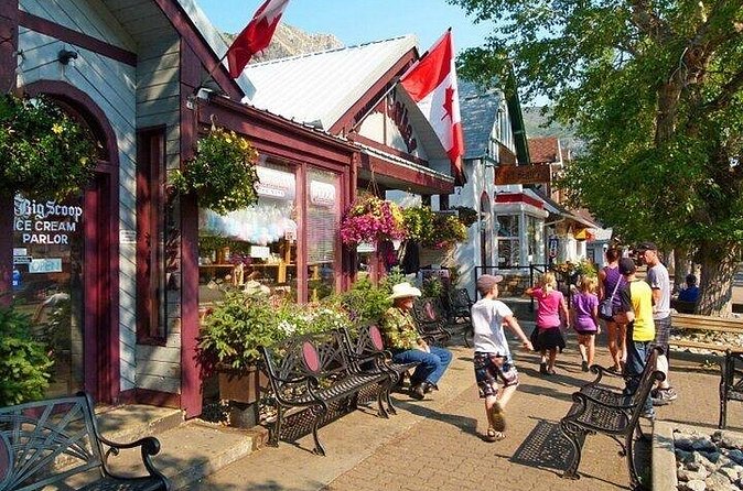 Waterton National Park Premium Day Tour - Charm and Charm of Waterton Village