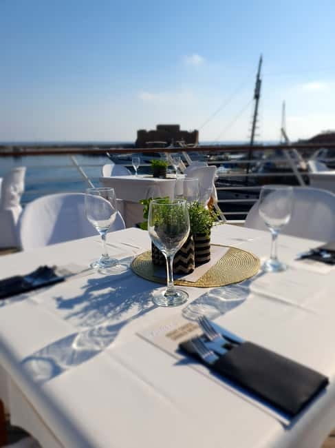 Wave Dancer Deluxe Night cruise with Fireworks (Adults Only) - Key Points