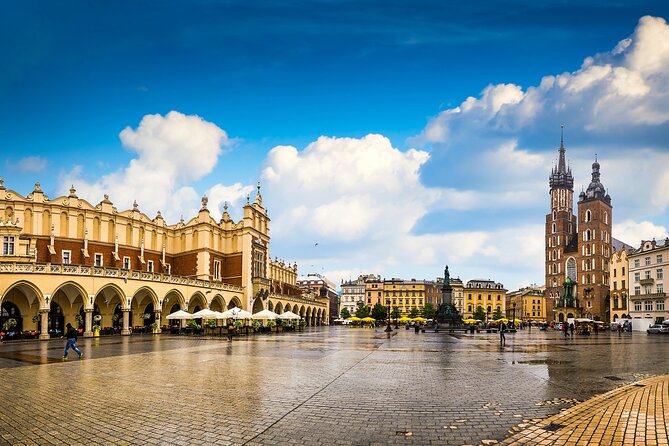 Wawel Castle and Cathedral St. Mary's Church, Rynek Underground - Practical Details and Tour Logistics