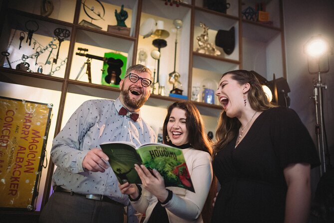 We Present Noah Sonie in Trust No One show - The Audience Participation and Pre-Show Experience