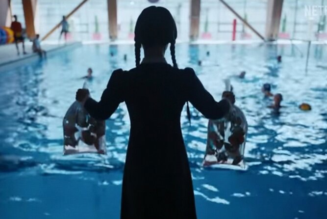 Wednesday Adams Family - Visit 6 filming locations, Private tour - Key Points