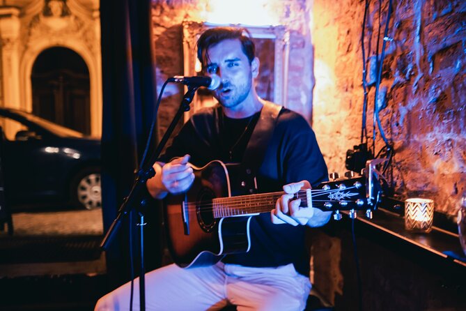 Wednesday Night Live Music and Cocktails Ticket in Kontakt Bar - Who Will Enjoy This Experience Most?