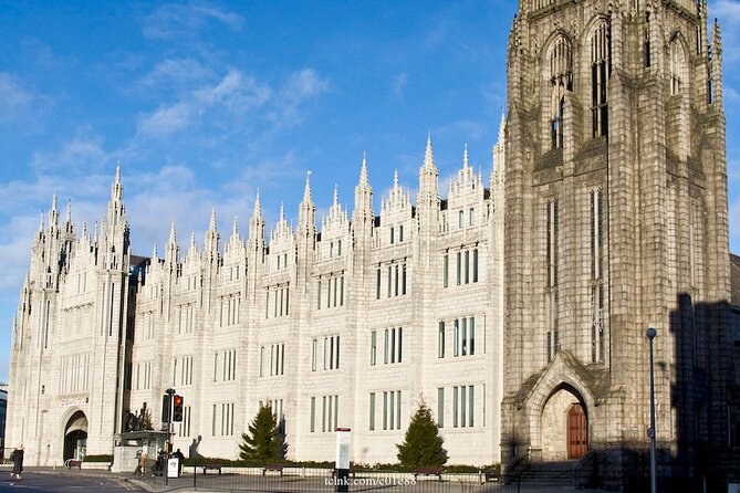 Welcome to Aberdeen: Private 2-hour Highlights Walking Tour - Key Points