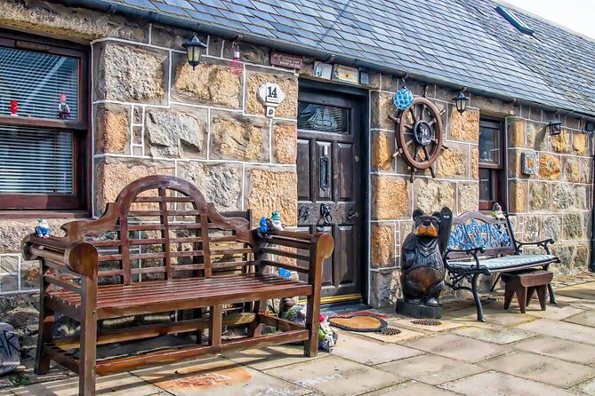 Welcome to Aberdeen: Private 2-hour Highlights Walking Tour - Discovering St Nicholas’ Kirk: A Medieval Religious Site