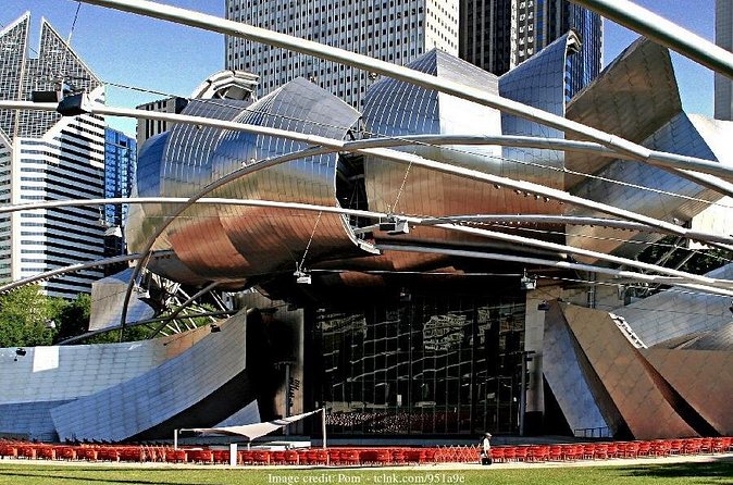 Welcome to Chicago: Private Half-Day Tour with 360 Observation Deck - Shopping and Dining on the Magnificent Mile