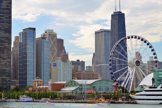 Welcome to Chicago: Private Half-Day Tour with 360 Observation Deck - Logistics and Meeting Points