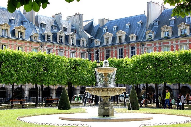 Welcome to Paris - Notre-Dame de Paris: From a Distance