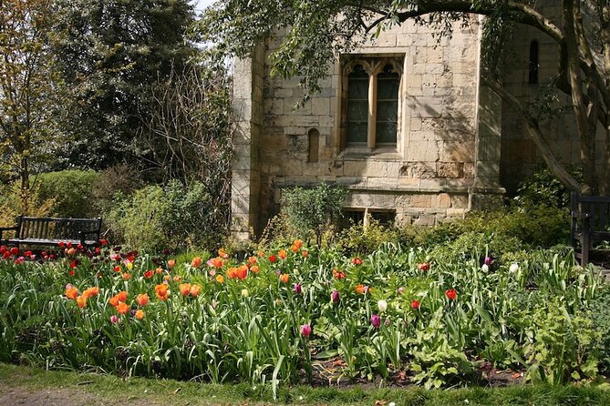 Welcome to York - The Royal Route - Starting Point at the Yorkshire Museum and Museum Gardens