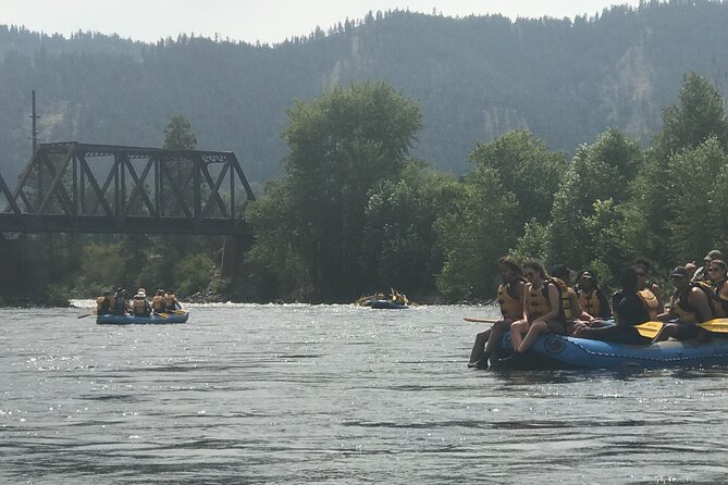 Wenatchee River Family Float Trip - Scenic Viewpoints Along the Wenatchee River