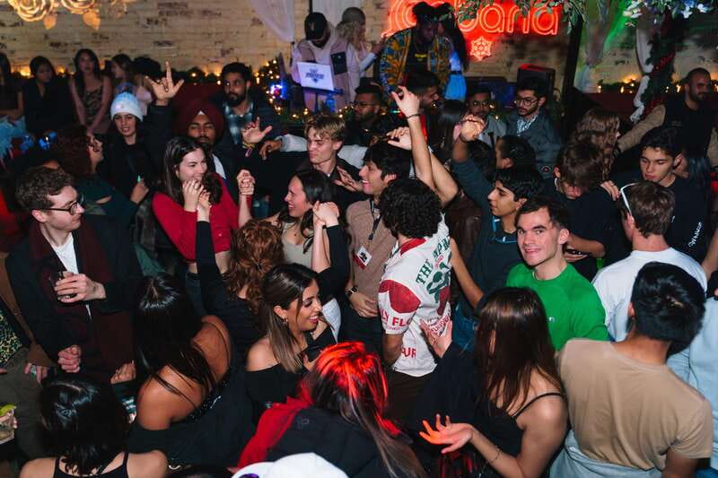 West Coast Party Crawl - Route A - Ending the Night at Cabana Lounge with Stages and DJs