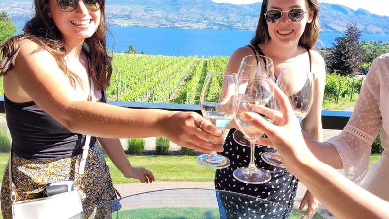 West Kelowna: Afternoon Sightseeing and Wine Tour - Practical Logistics: Pickup, Drop-off, and Group Size