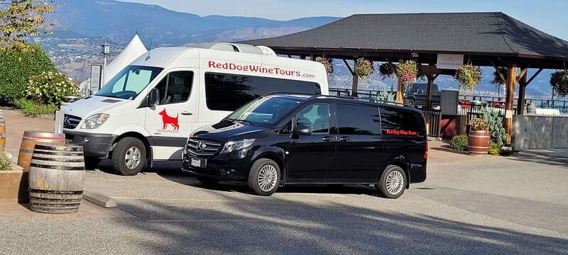 West Kelowna: Afternoon Sightseeing and Wine Tour - Comparing West Kelowna and Kelowna Options