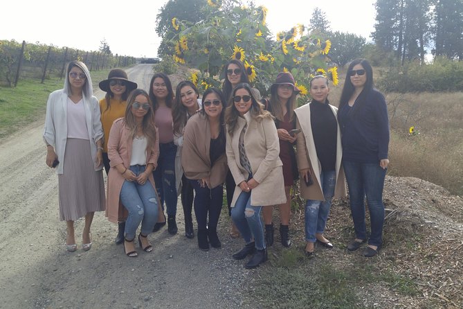 West Kelowna Gallery Of Grapes Wine Tour - Scenic Views and Photos Opportunities