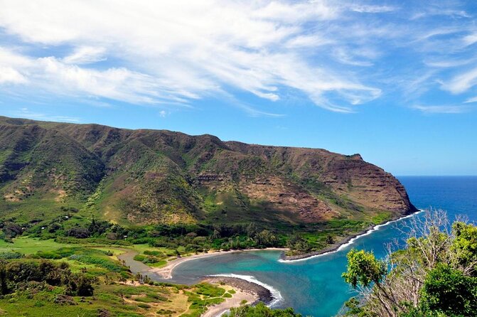 West Maui and Molokai Special 45-Minute Helicopter Tour - Discover the West Maui and Molokai Helicopter Tour at a Glance